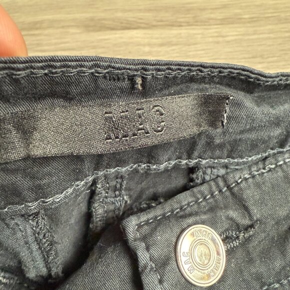 MAC Jeans Women’s Chino Shorts - Black Size 36 - Picture 3 of 11